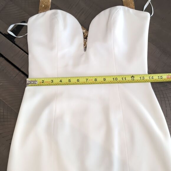 Cache 90s Ivory Mini Halter Cocktail Dress Plunge Gold Beaded Neckline Sz 6 - Picture 14 of 16